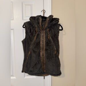 Kuhl flight vest